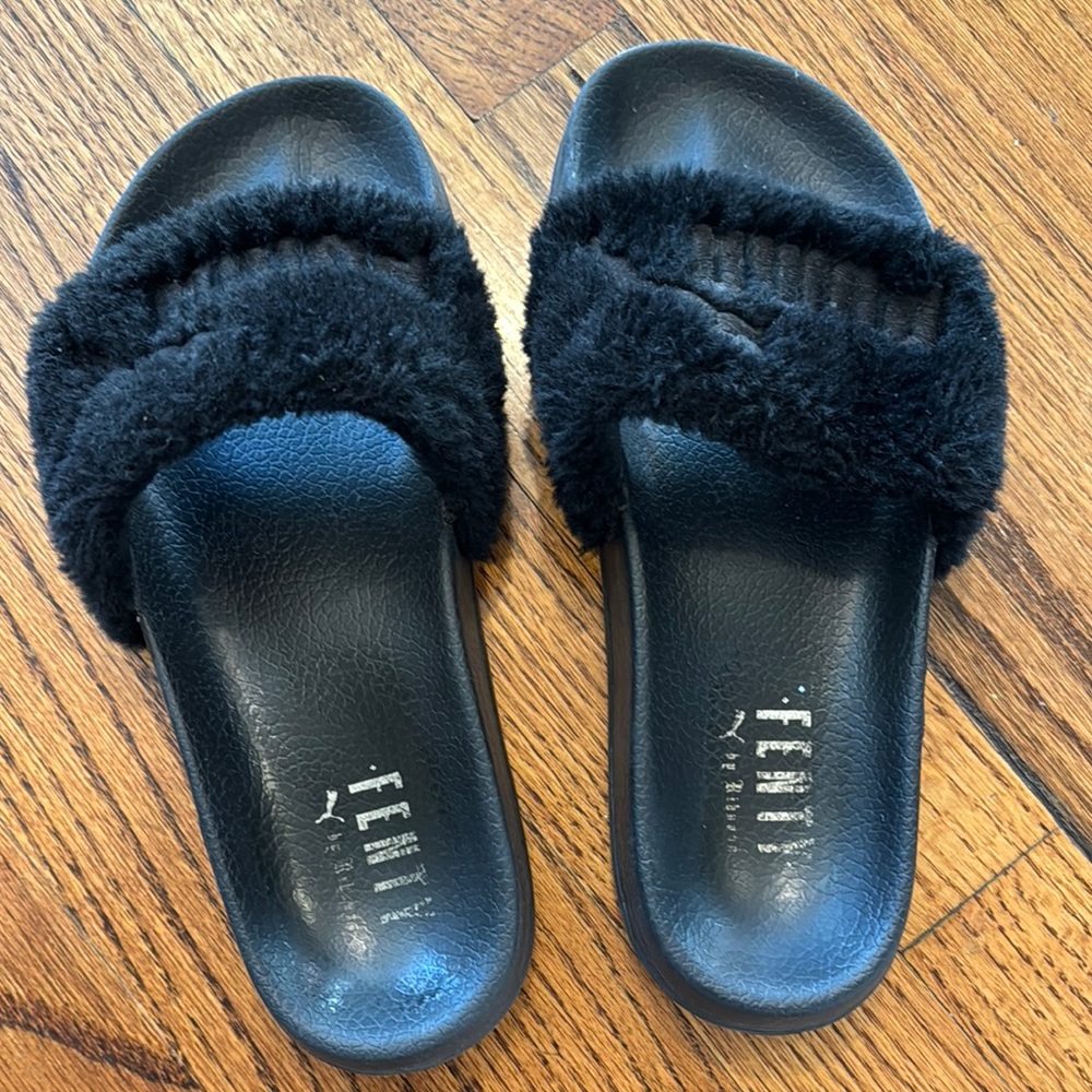 Fenty Puma Leadcat Fenty Black Slides 7.5